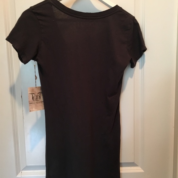 NWT Thread 4 Thoughts Graphic T-Shirt - Picture 2 of 2